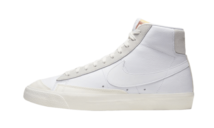 סניקרס נייק Blazer Mid 77 Vintage Sail Platinum Tint – התאמה מושלמת לסטייל שלך! NIKE | ShoeSale