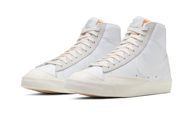 סניקרס נייק Blazer Mid 77 Vintage Sail Platinum Tint – התאמה מושלמת לסטייל שלך! NIKE | ShoeSale
