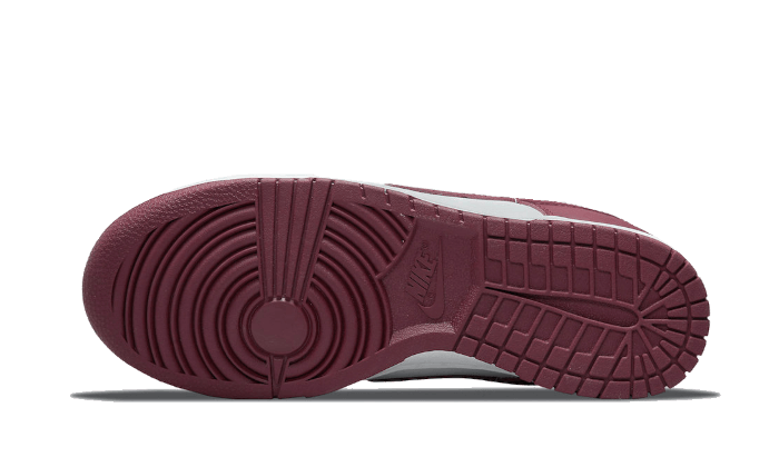 Dunk Low Bordeaux - בחירה המושלמת לאופנה מתוחכמת NIKE | ShoeSale
