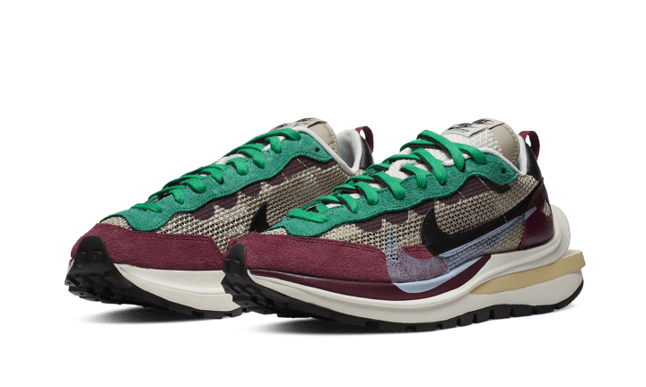 Vaporwaffle Sacai Villain Red Neptune Green - לאלו שאוהבים לקבוע טרנדים! NIKE | ShoeSale