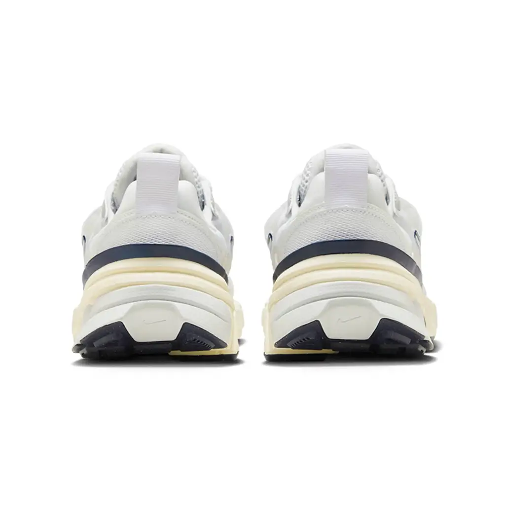 Nike V2K Run White Photon Dust - נעלי האופנה שלך לסתיו Nike V2K | ShoeSale