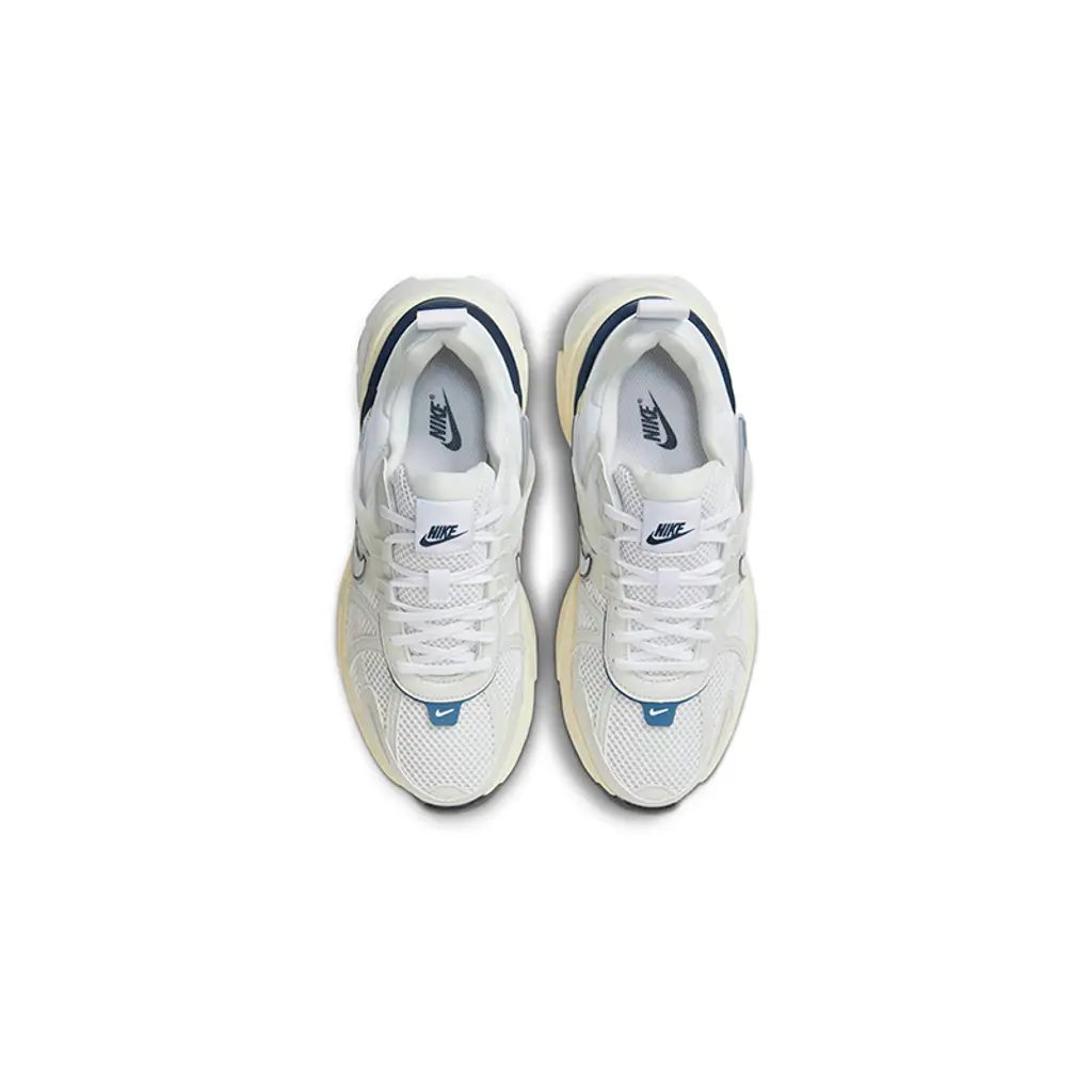 Nike V2K Run White Photon Dust - נעלי האופנה שלך לסתיו Nike V2K | ShoeSale