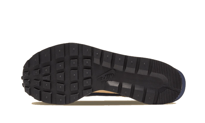 Vaporwaffle Sacai Tan Navy - החדשה בעולם האופנה! NIKE | ShoeSale